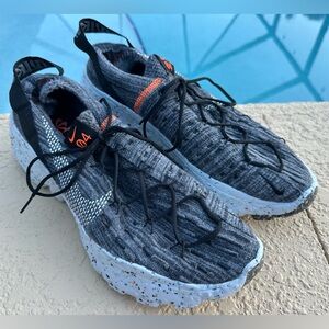 Nike Space Hippie 04 CZ6398-002 Iron Grey/Dust Black Running Shoes Size 13 VGC